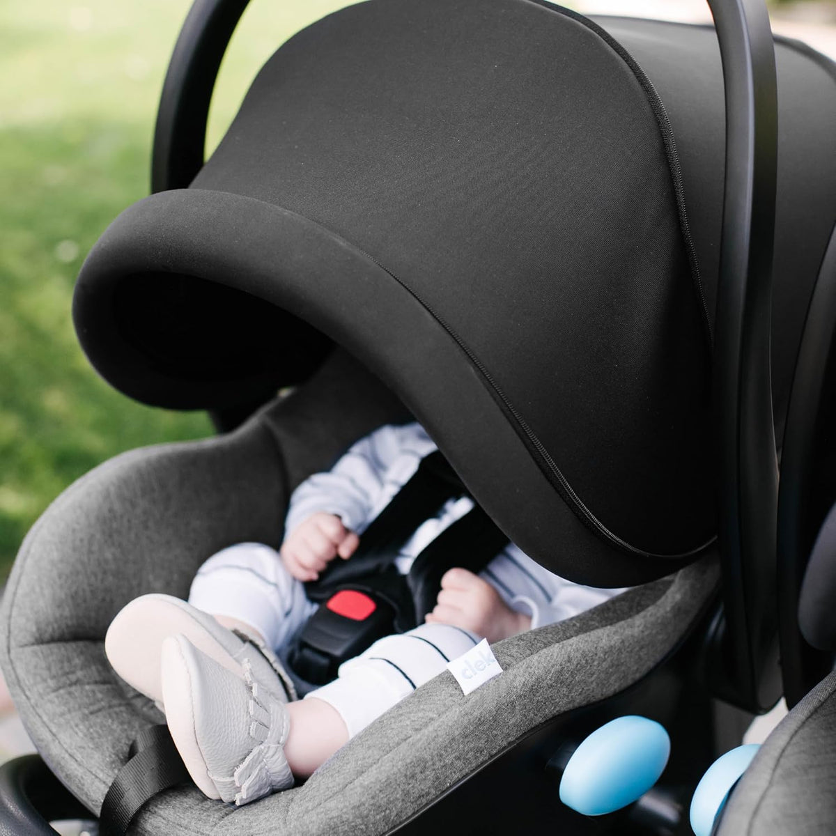 Asiento de coche para bebé Clek Liing con pata de carga ajustable,...