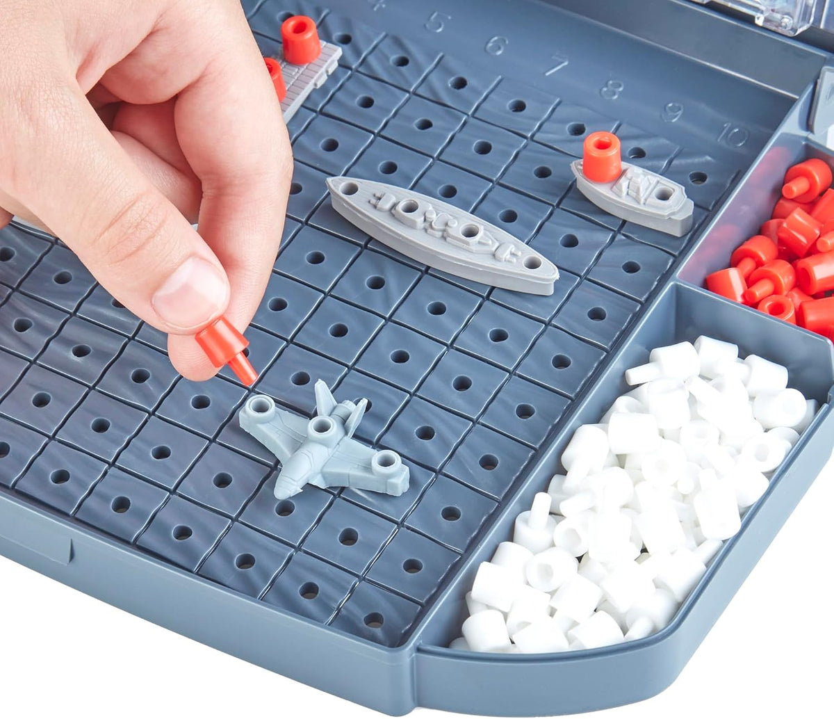 Hasbro Gaming - Juego de mesa de estrategia de batalla naval con av...