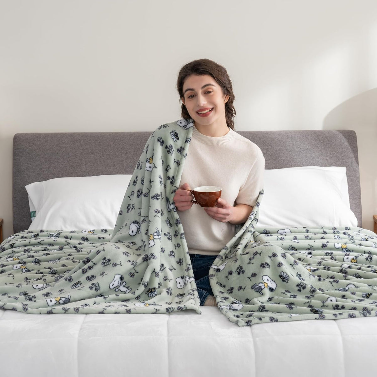 Berkshire Blanket Peanuts® VelvetLoft® - Manta de felpa de Snoopy c...