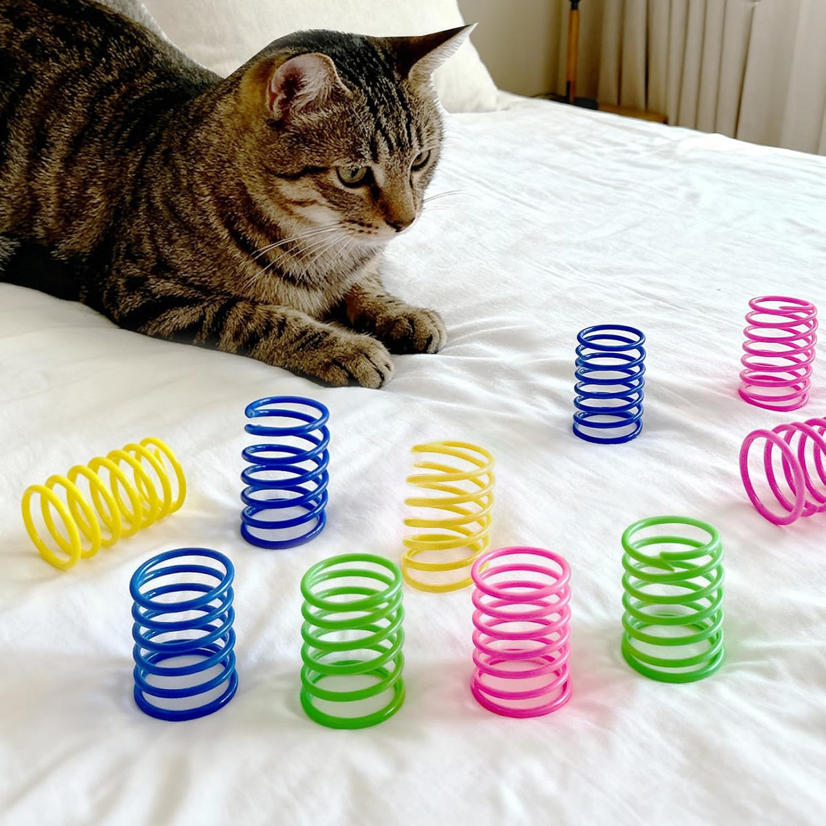 AGYM Juguetes para gatos de interior, 35 paquetes de juguetes inter...