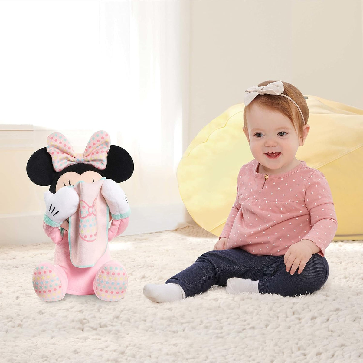 Disney Baby - Muñeco interactivo de Minnie Mouse de 28 centímetros...