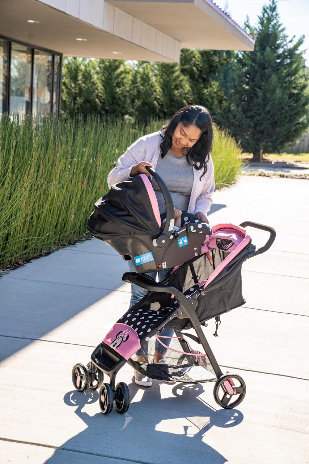 Sistema de viaje Simple Fold LX de Disney Baby Minnie Mouse, se lev...
