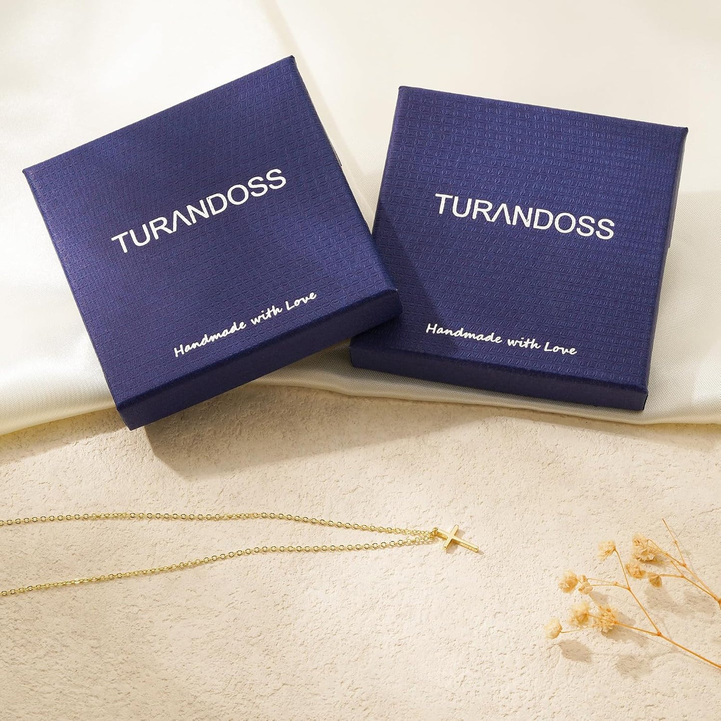 Turandoss Collar de Cruz de Oro para Mujeres - Delicado Collar de C...