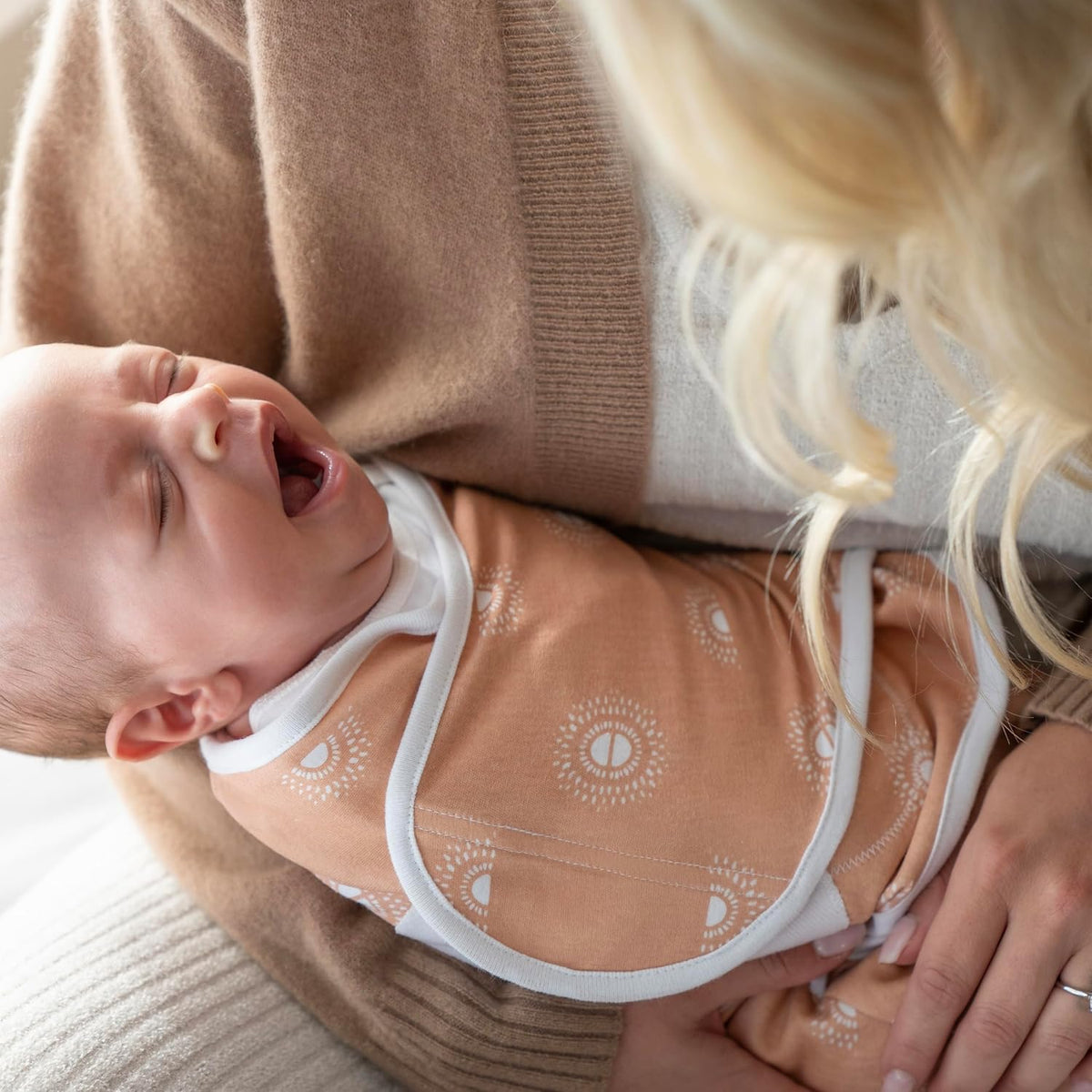 aden + anais Essentials Manta Envolvente Fácil de Cambio Rápido con...