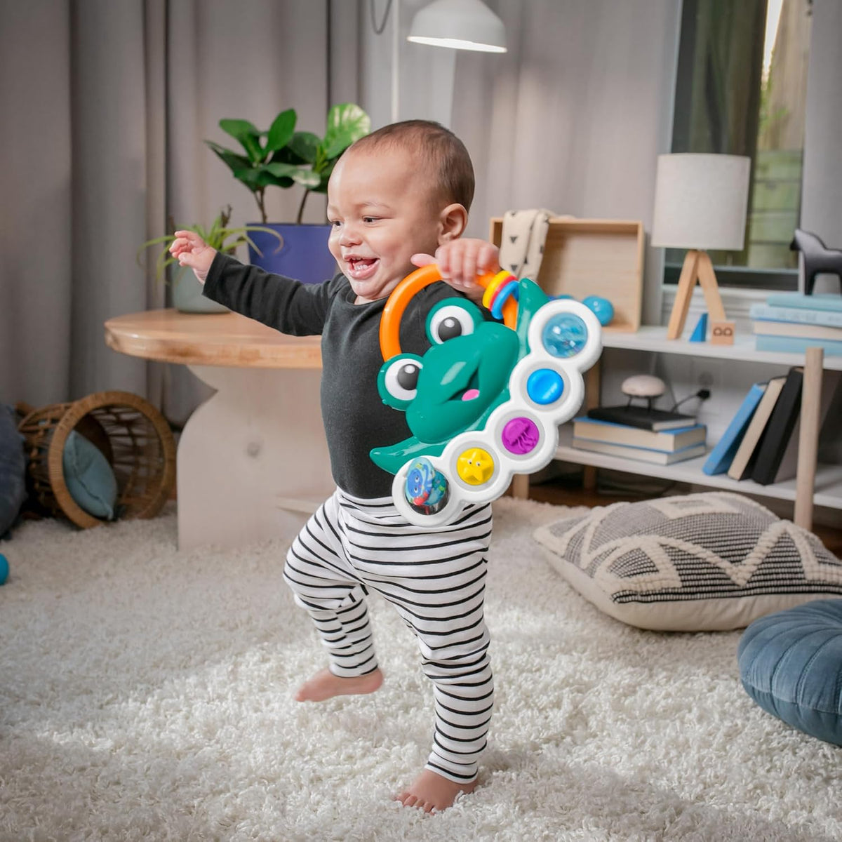 Baby Einstein Ocean Explorers Neptune's Busy Bubbles - Juguete...
