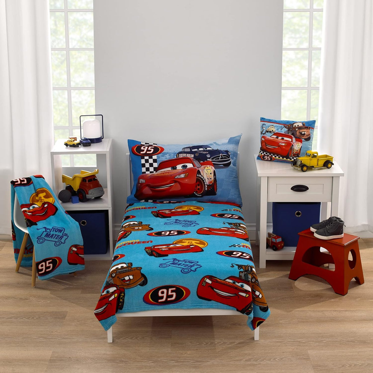 Disney Cars Lightning McQueen &amp; Tow-Mater - Juego de almohada y...