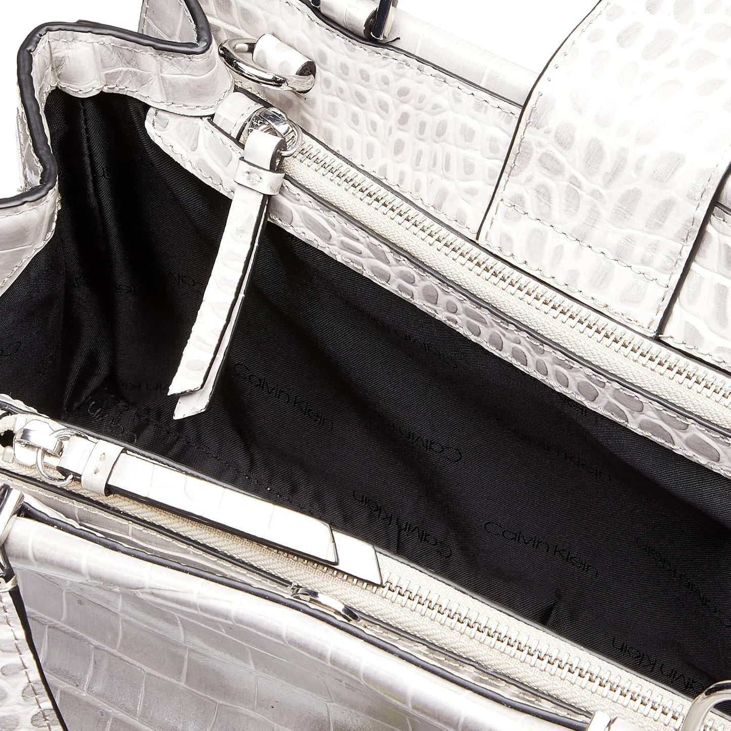 Calvin Klein Fern Triple Compartimento Satchel para mujer