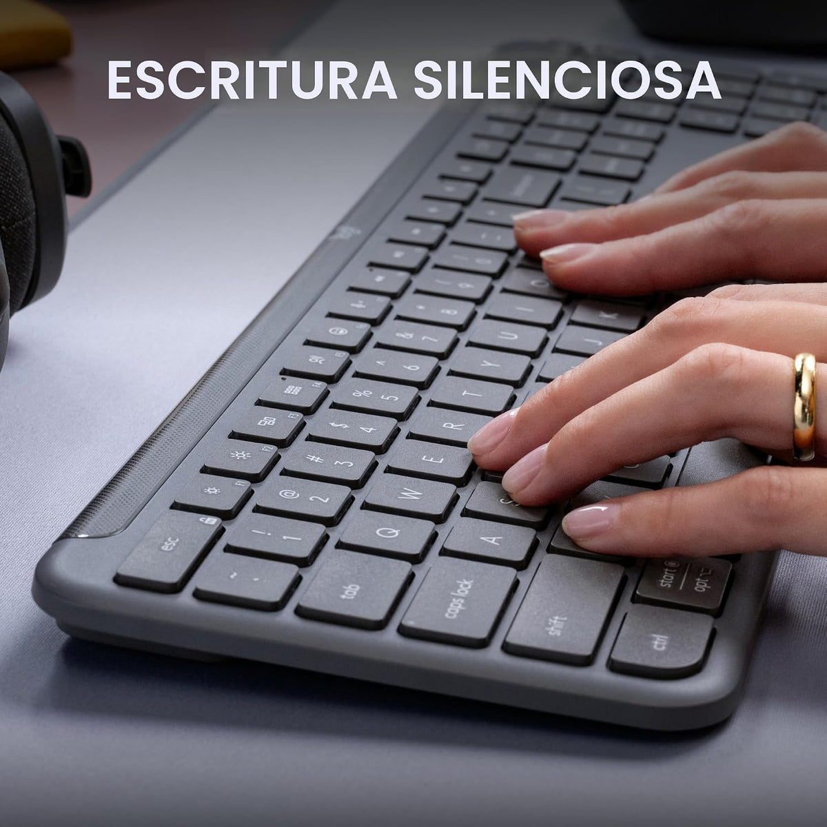 Logitech Teclado inalámbrico Signature Slim K950 con escritura sile...
