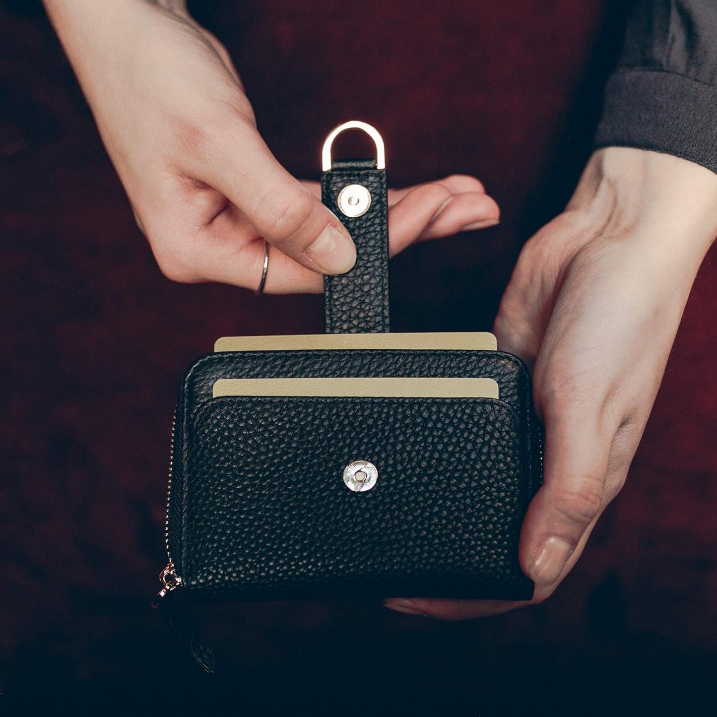 Vaultskin Cartera pequeña para mujer, tarjetero de cuero con bloque...