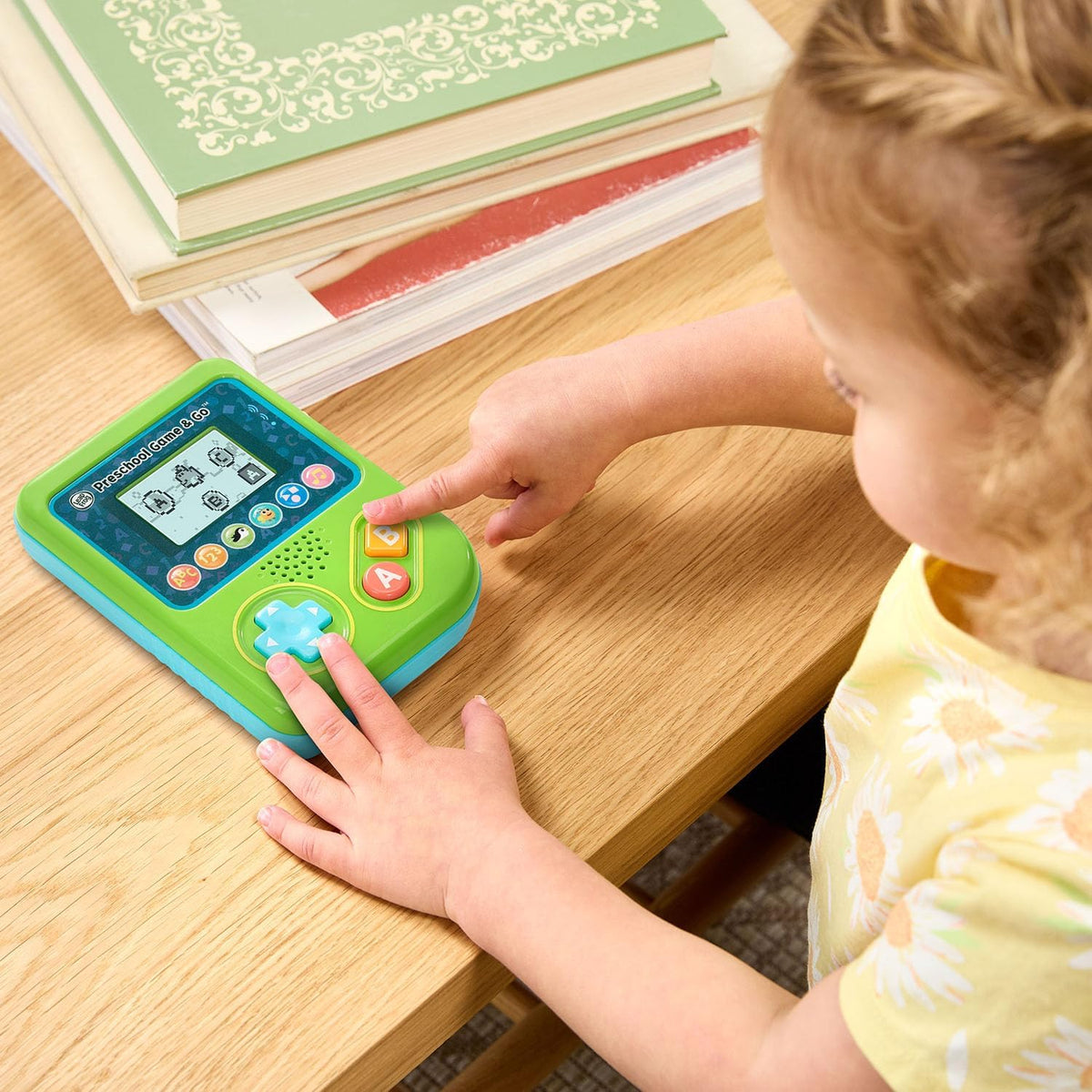 LeapFrog Juguete de videojuego de mano preescolar Game and Go, verde