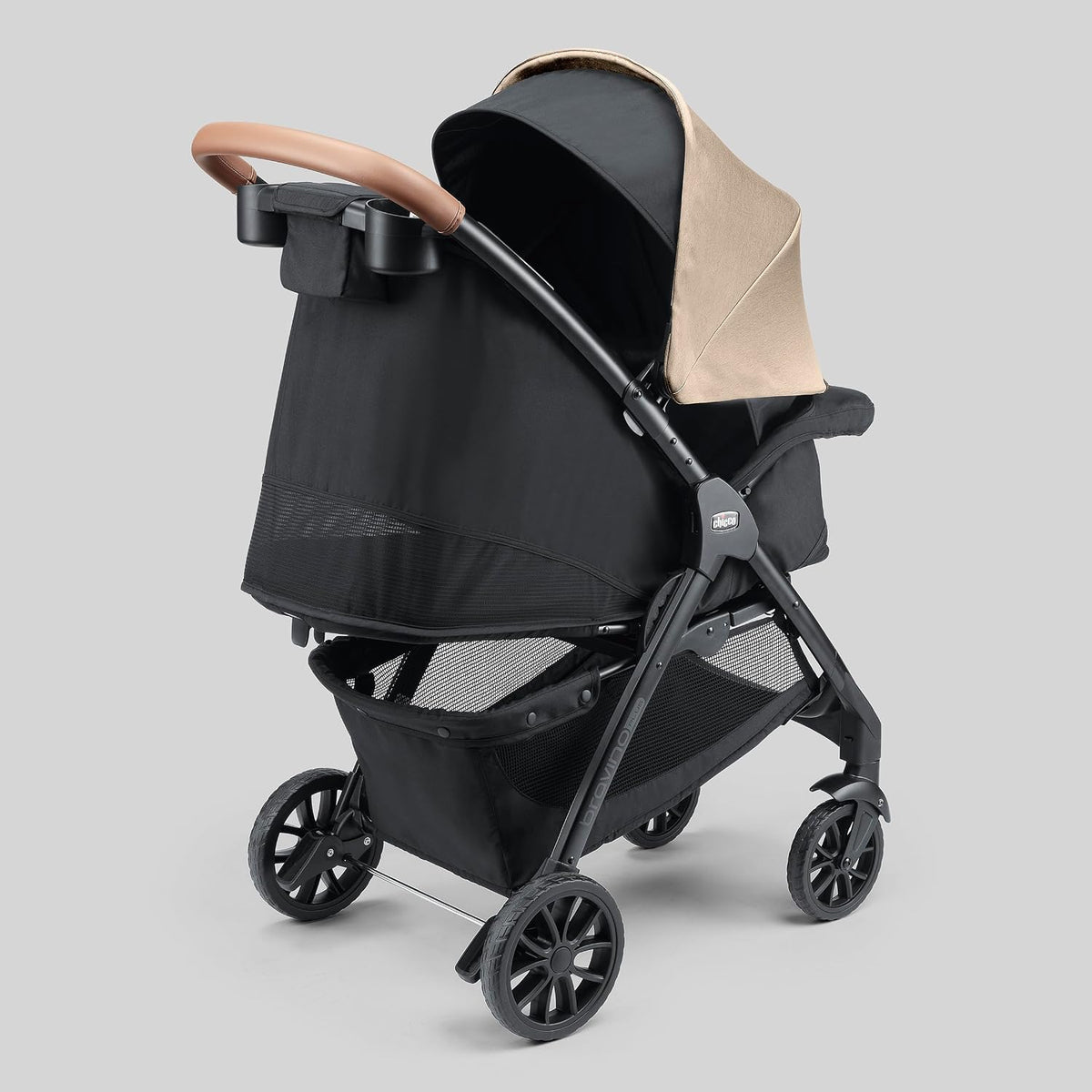 Chicco Bravino Plus - Cochecito ligero, cochecito de viaje compacto...