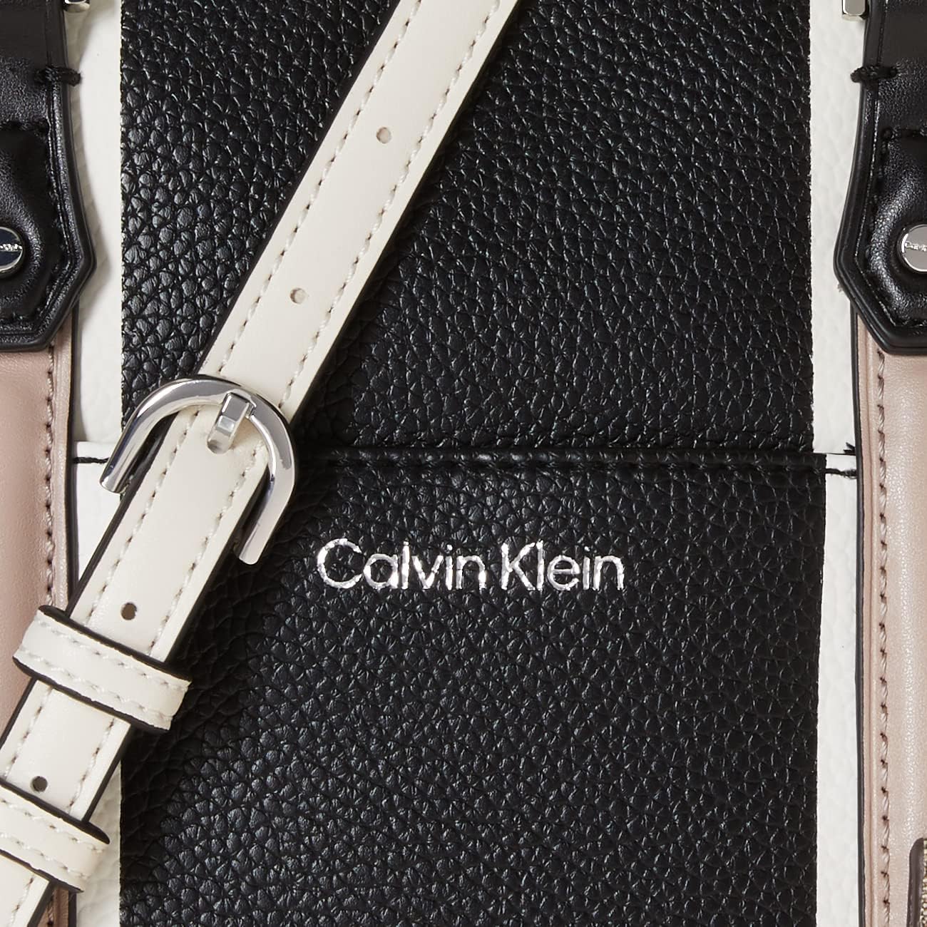 Calvin Klein Novedad de Beckah