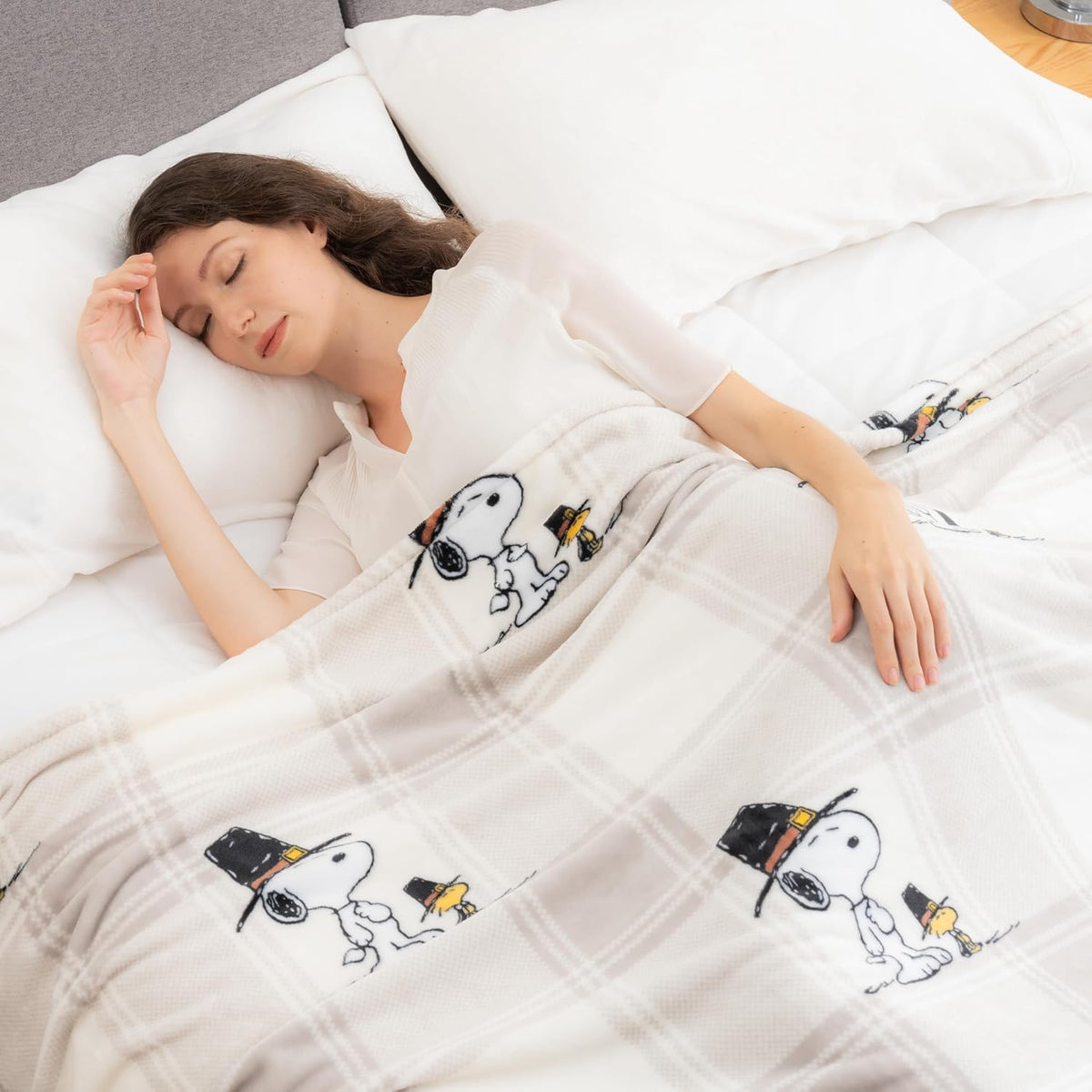 Berkshire Blanket Peanuts® VelvetLoft® - Manta de felpa de Snoopy c...