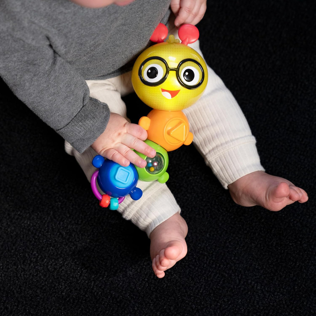 Baby Einstein Twist-a-Pal Cal - Juguete sensorial con música y caza...