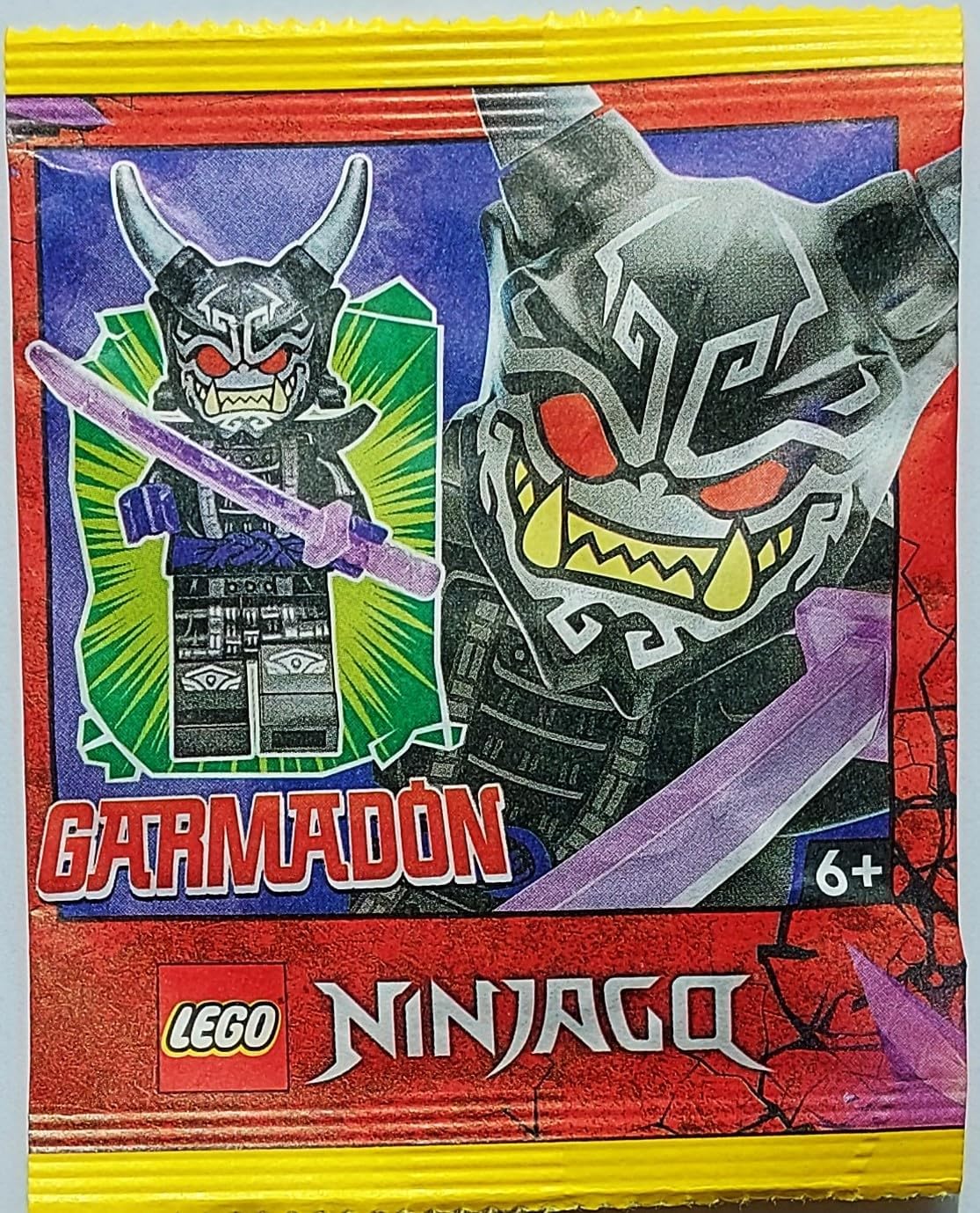 LEGO Ninjago: Lord Garmadon Oni Minifigura con Espada, Amarillo