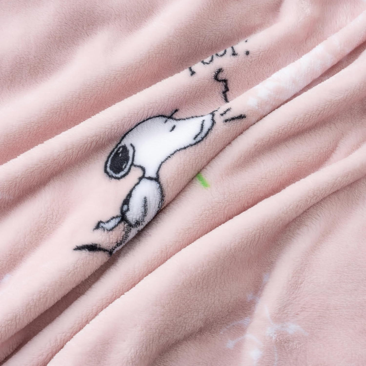 Berkshire Blanket Peanuts VelvetLoft Manta de Felpa de Personaje Li...