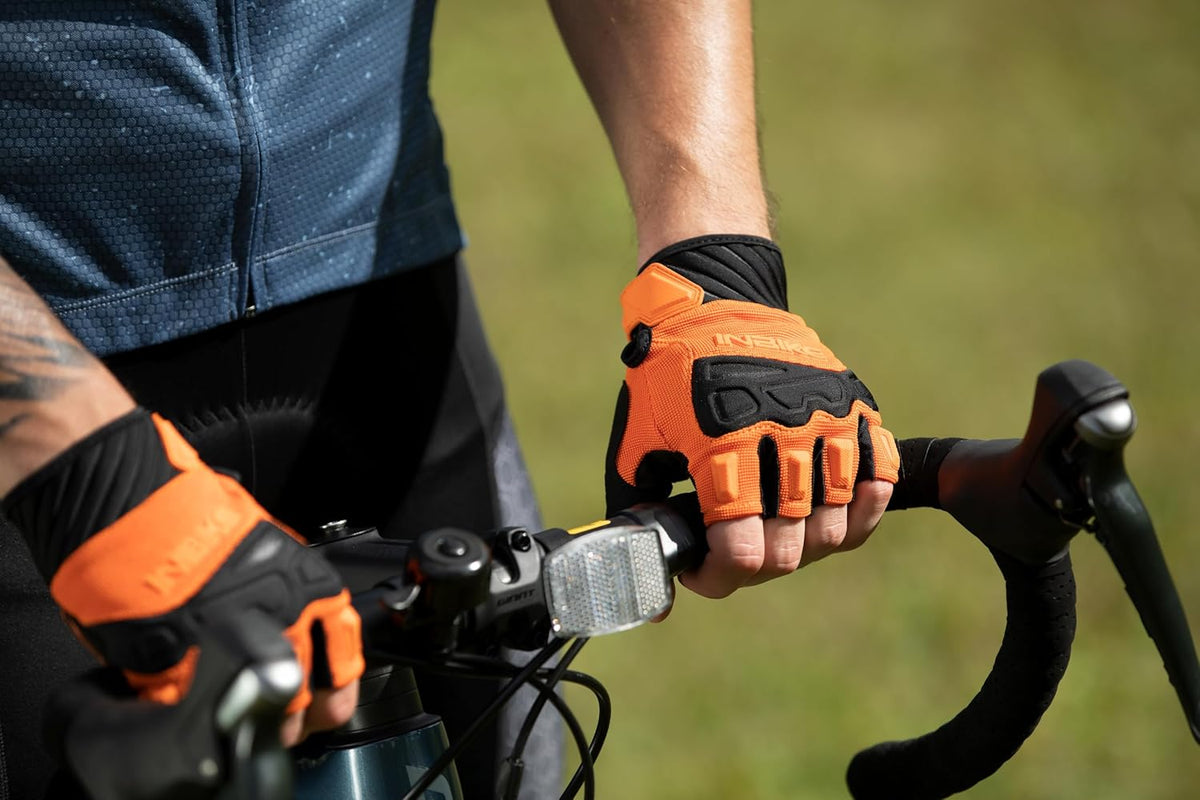 INBIKE Guantes de ciclismo sin dedos transpirables y protectores pa...