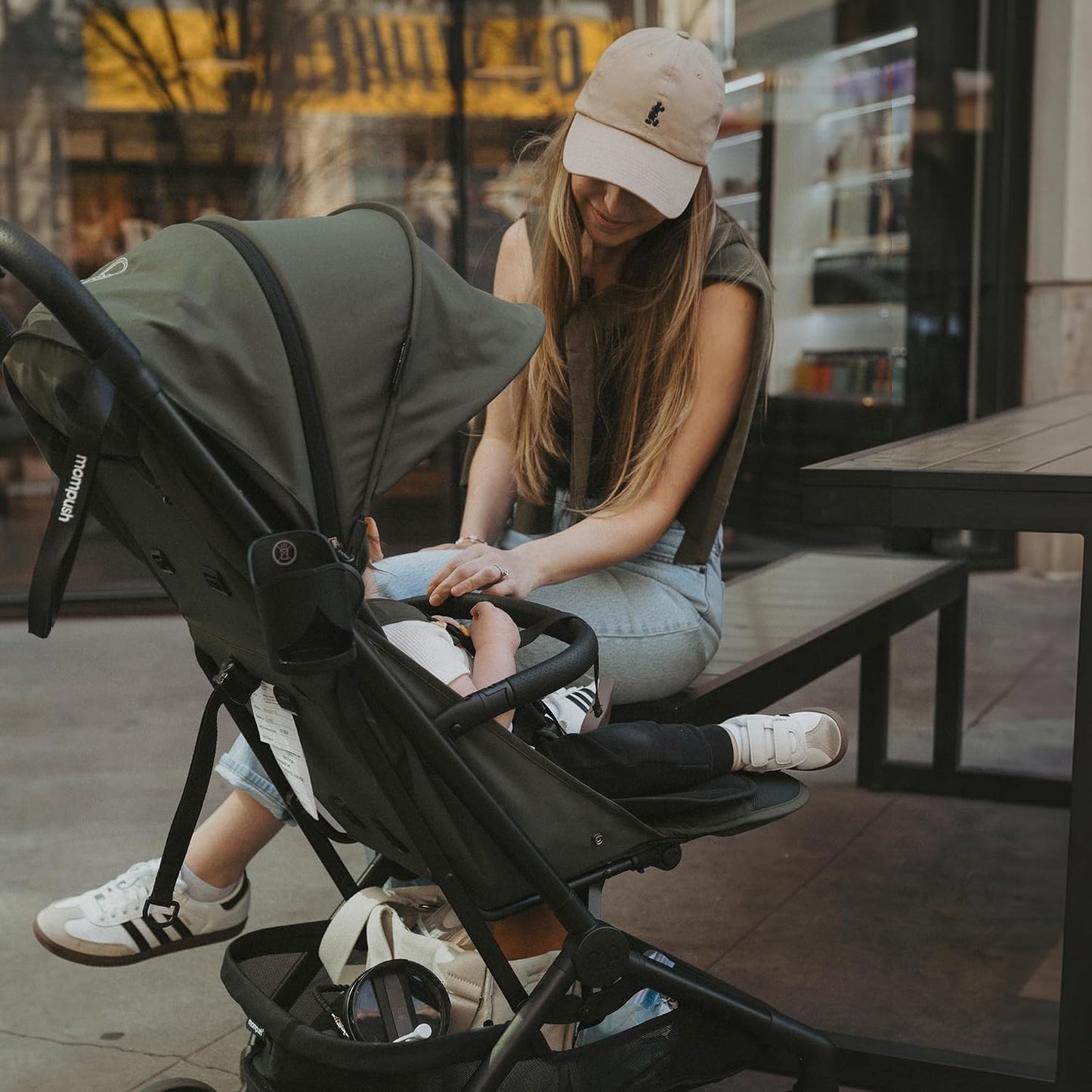 Mompush Velo - Cochecito de viaje compacto plegable con una sola ma...