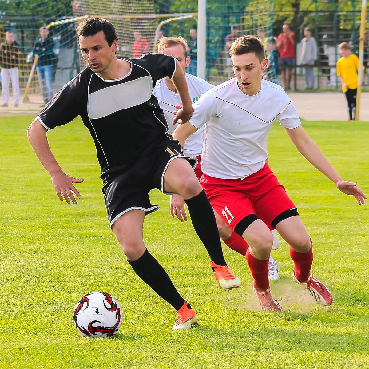 Lunmon 12 pelotas de fútbol a granel con 2 bombas, tamaño oficial,...