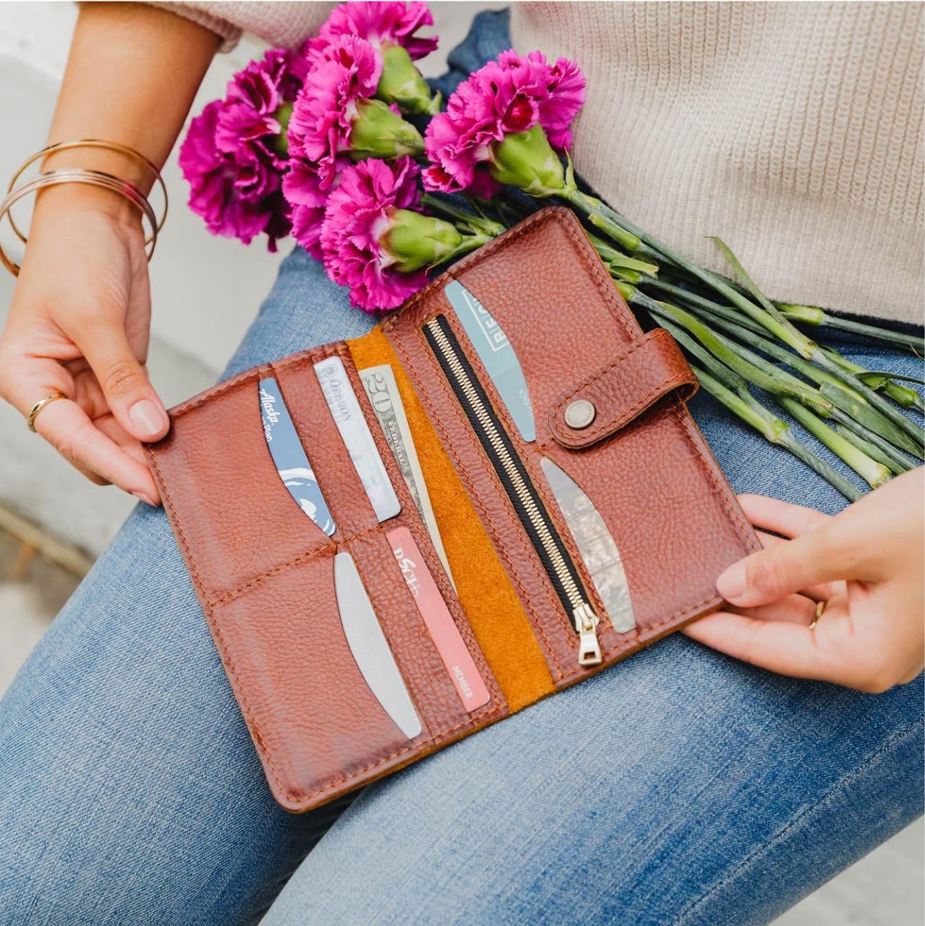 Portland Leather Goods Mini Billetera Plegable para Mujer \u2013 Di...