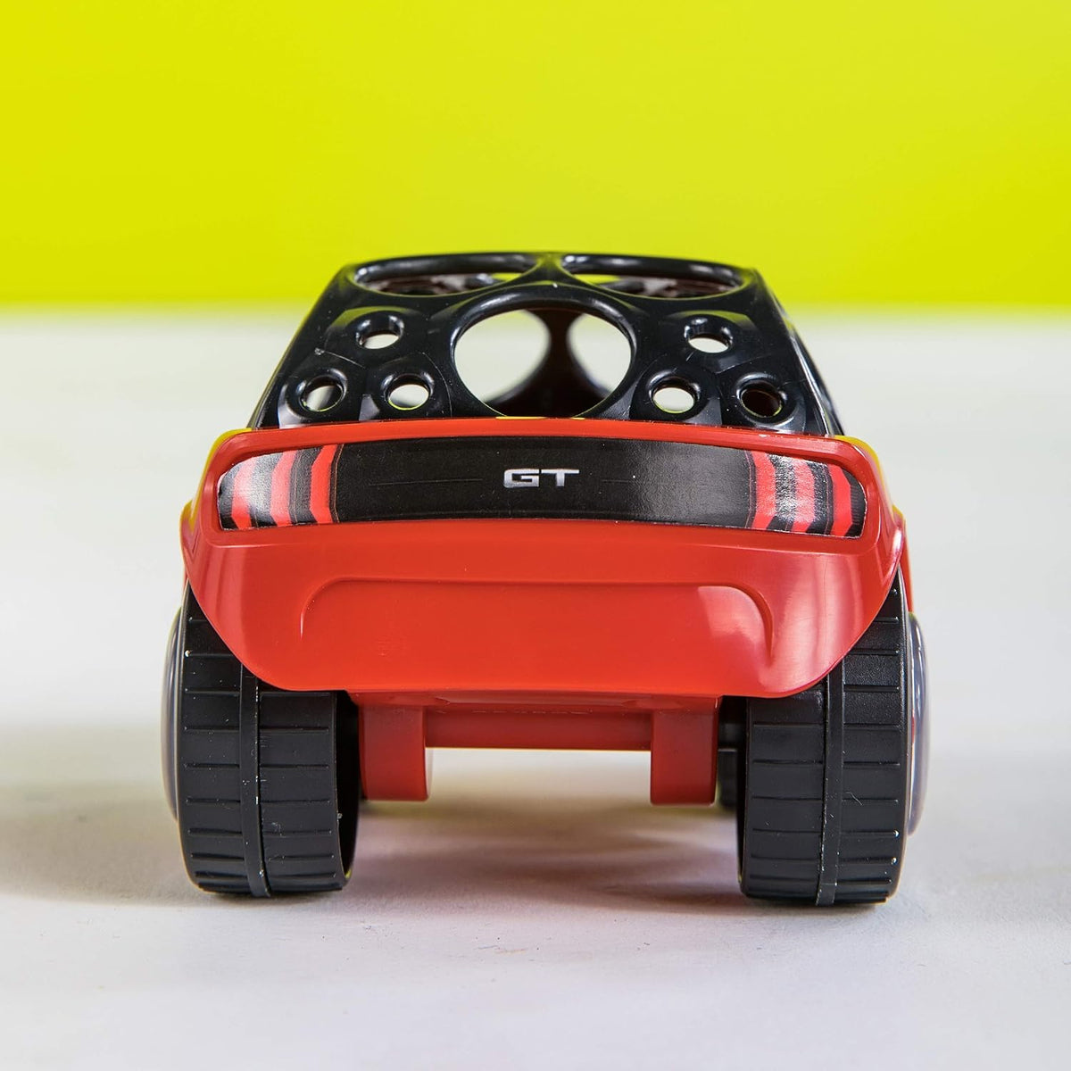 Bright Starts Ford Rattle &amp; Roll Mustang Race Oball Juguete de...