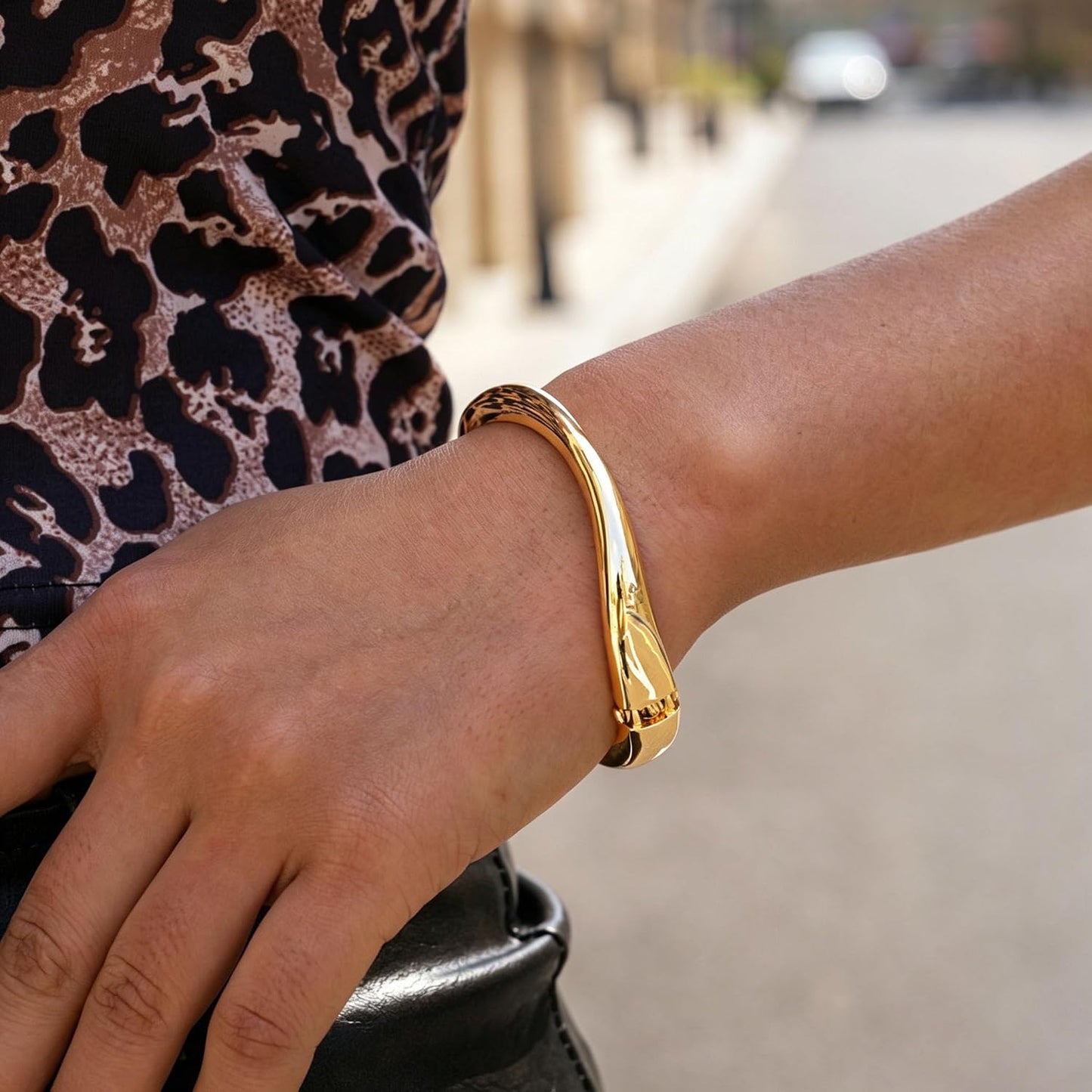 MTINAPS Brazalete de oro para mujeres y adolescentes, pulsera de mo...