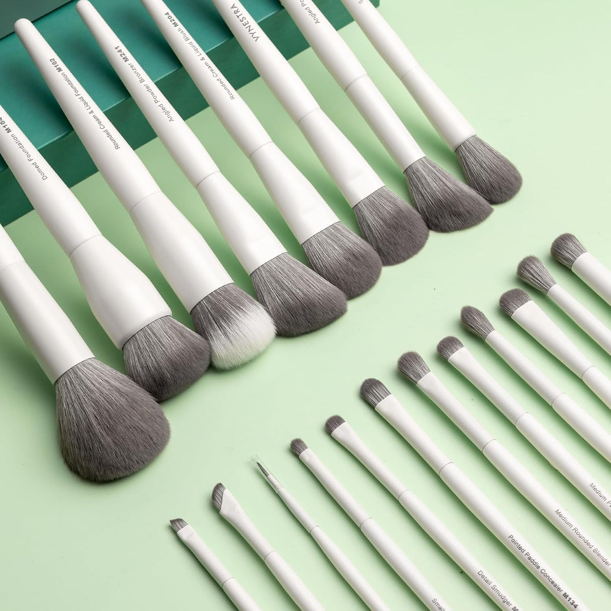 Vynestra Juego de 20 brochas de maquillaje para rostro y ojos, colo...