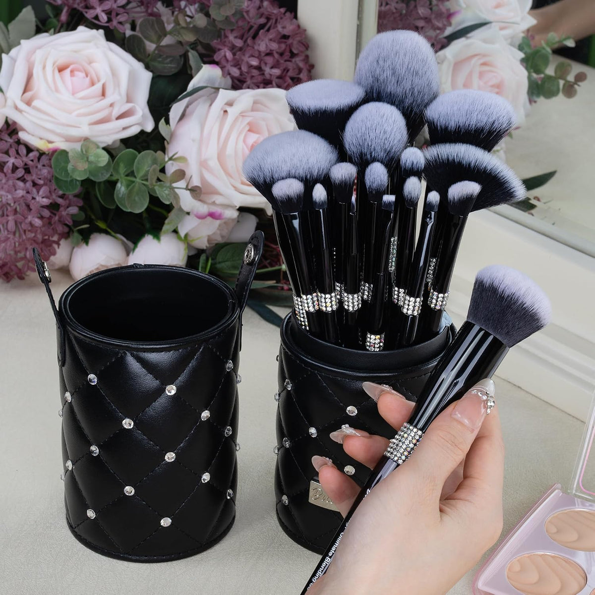 Bueart Design Juego de 16 brochas de maquillaje con soporte clásico...