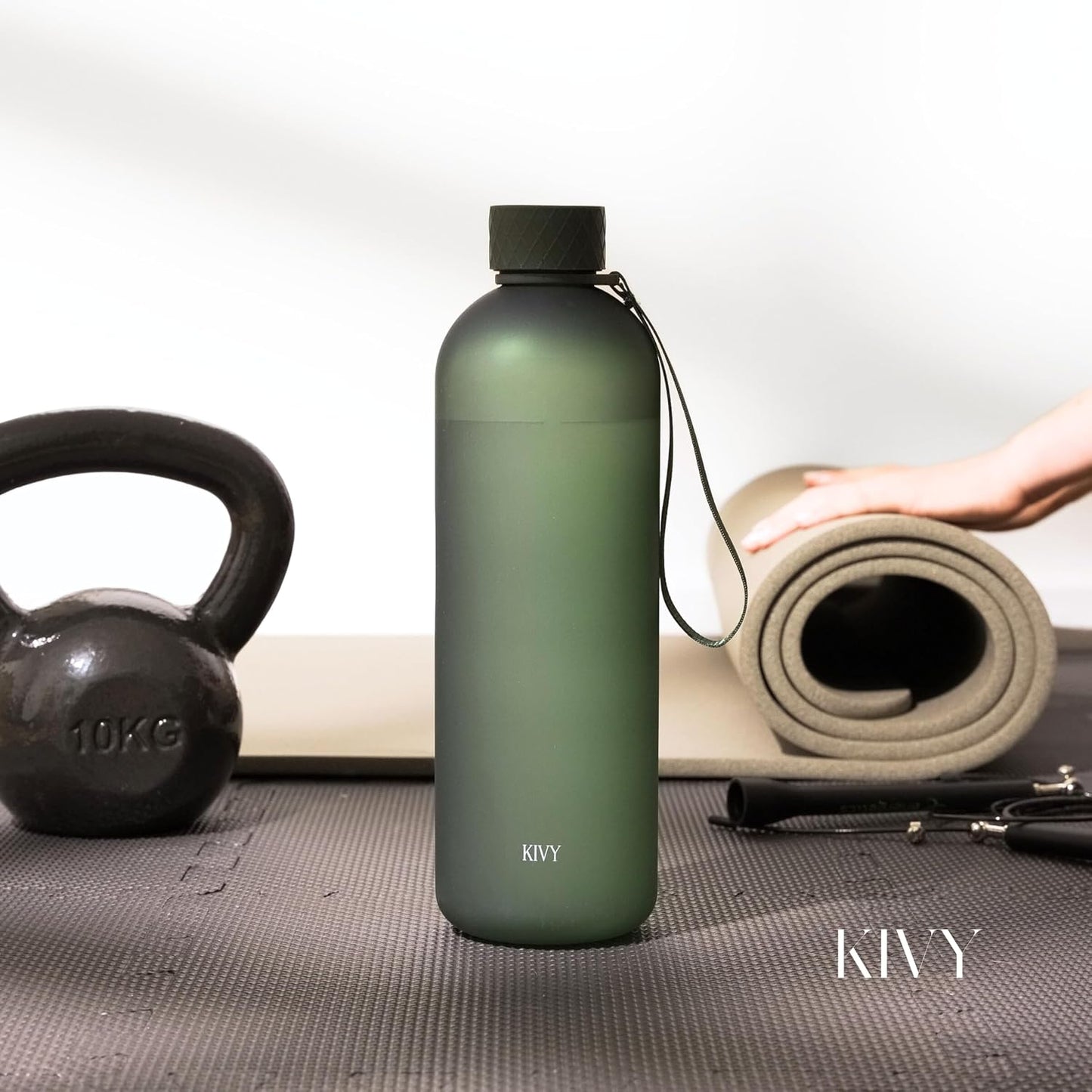 KIVY Botella de Agua Grande de 50oz [Ligera e Irrompible] Se Adapta...