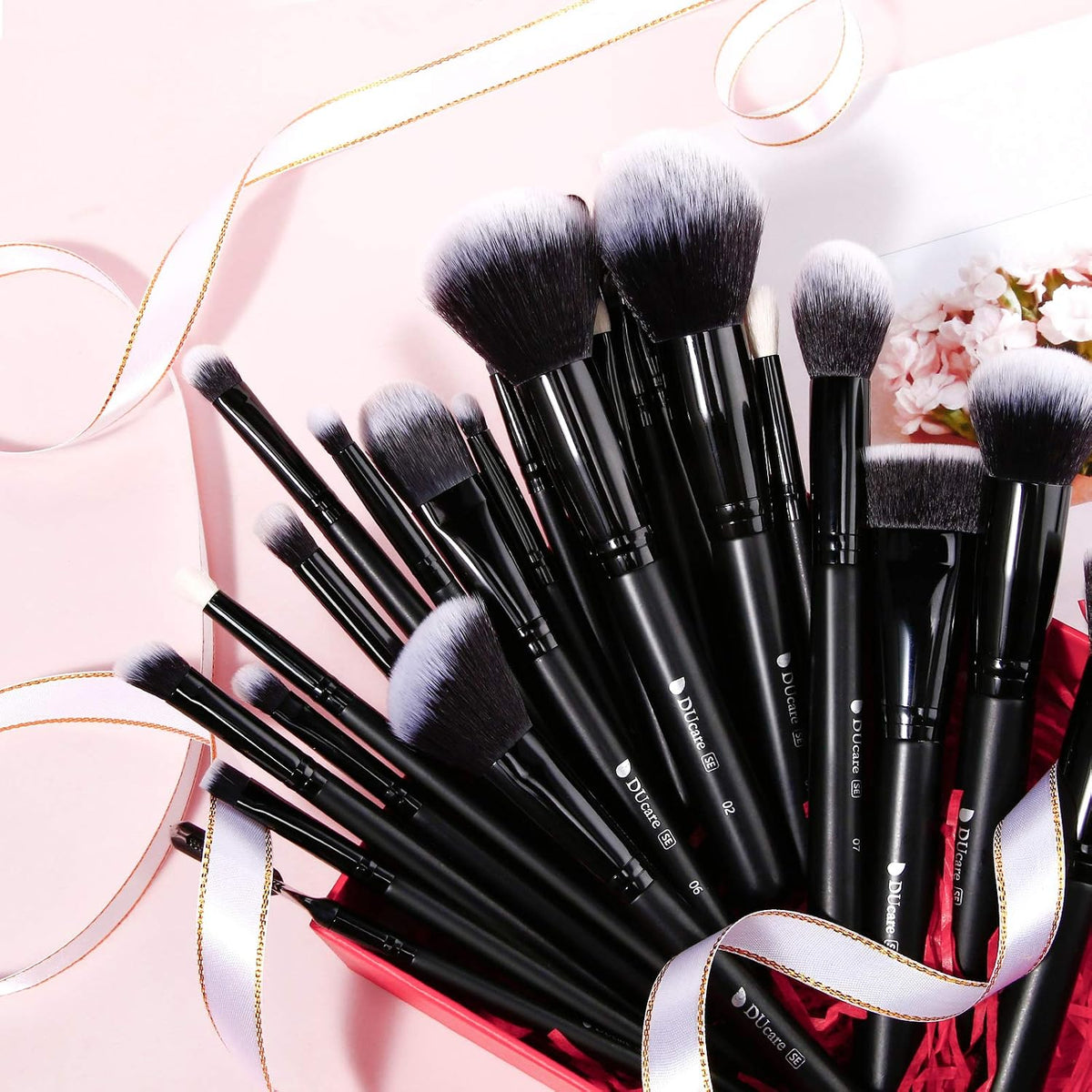 DUcare Juego de brochas de maquillaje profesional, 27 piezas, juego...