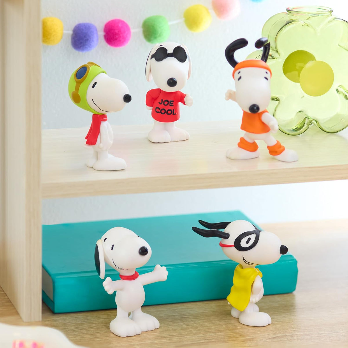 Peanuts Snoopy - Juego de figuras coleccionables, paquete de 5 figu...