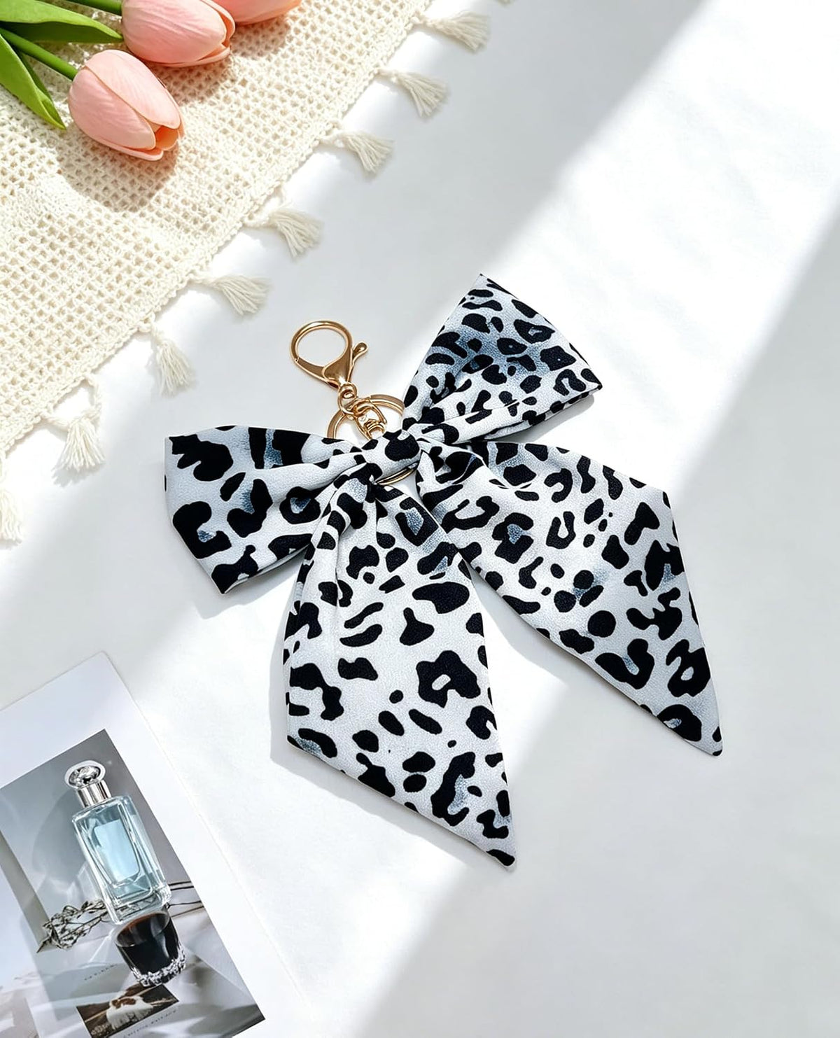 Pithayla Llavero con dije de lazo de leopardo, accesorios para bols...