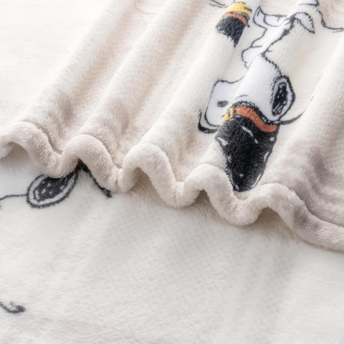 Berkshire Blanket Peanuts® VelvetLoft® - Manta de felpa de Snoopy c...