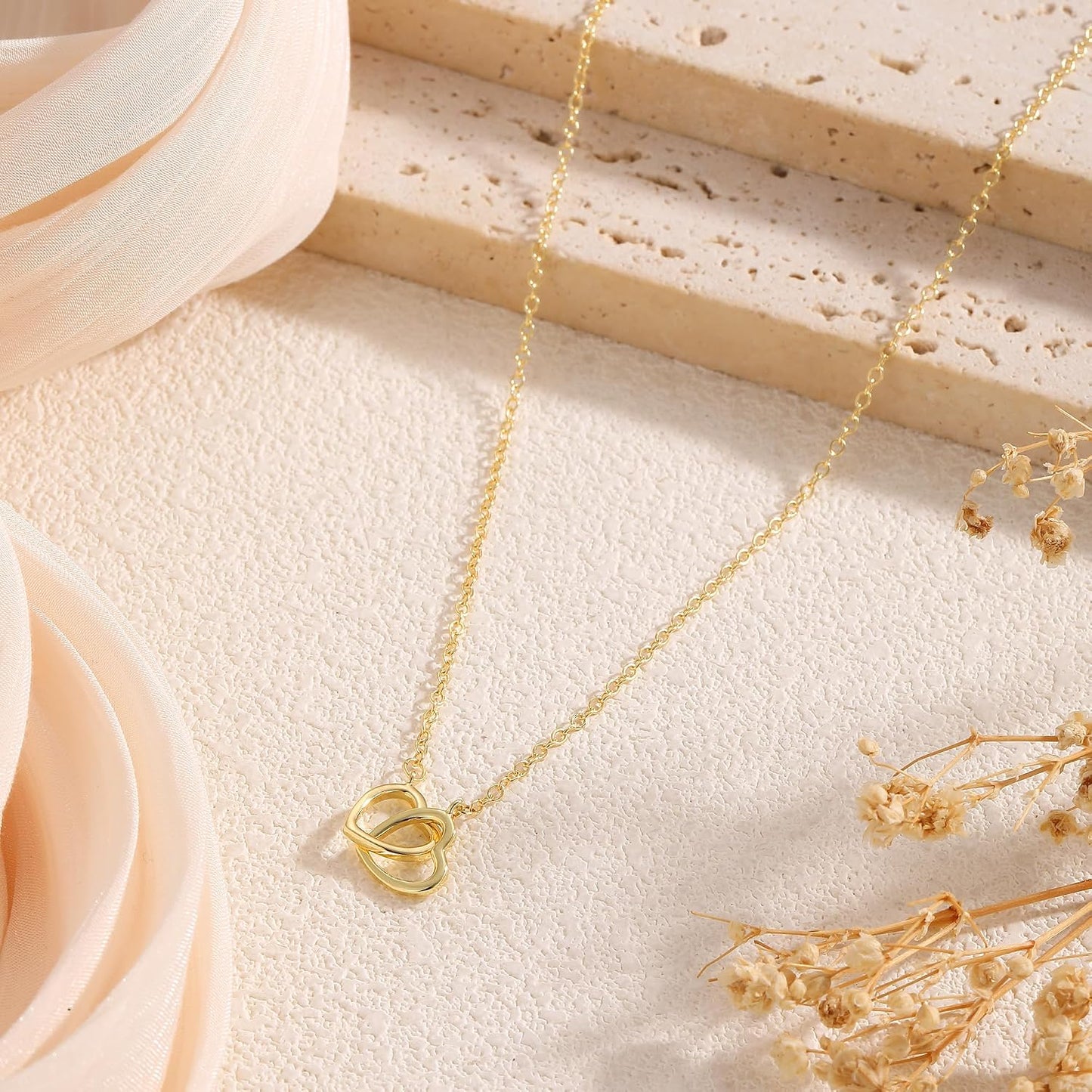 JIKASI Collar de corazón para mujer, delicado chapado en oro de 14...