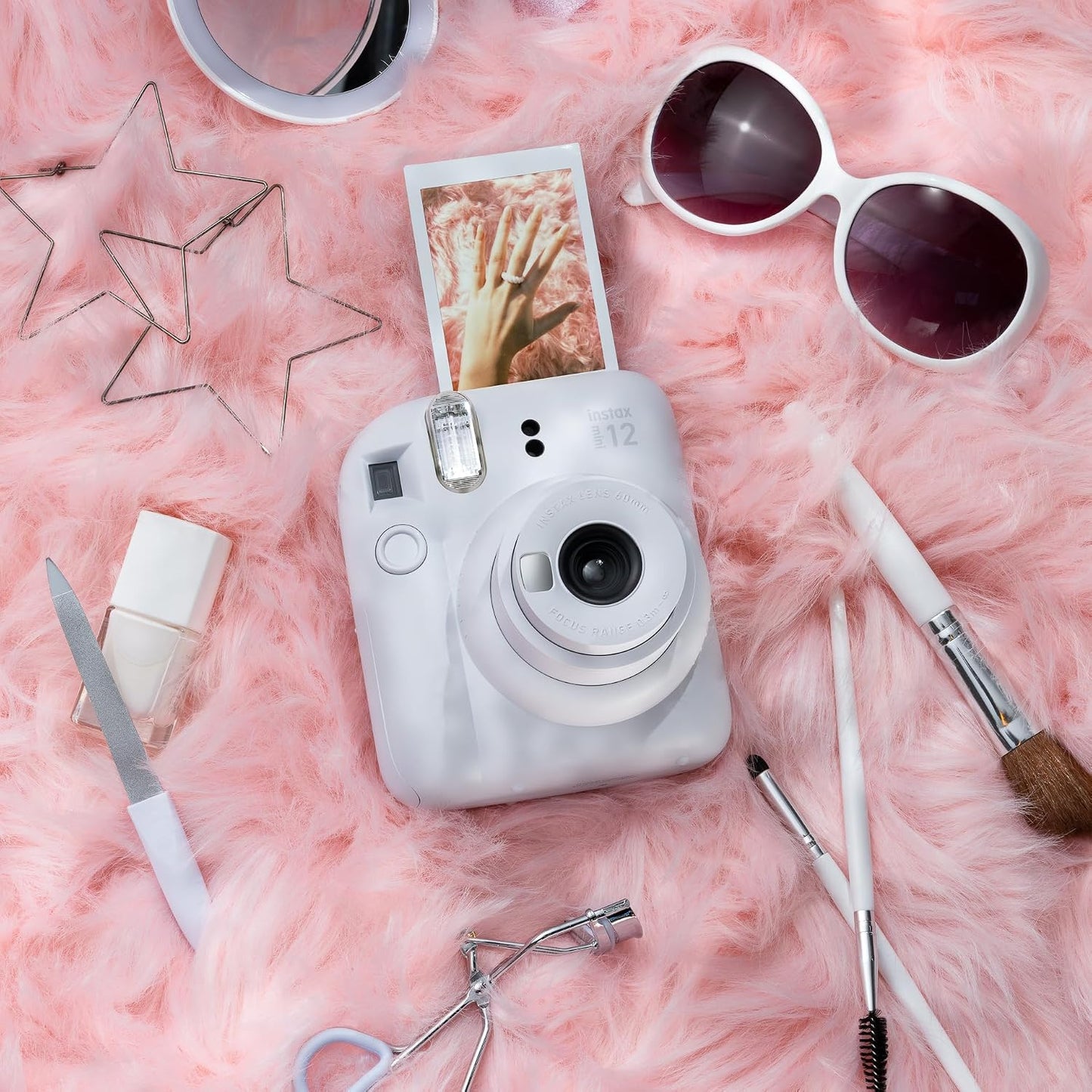 Instax Mini 12 Cámara, Blanco Arcilla