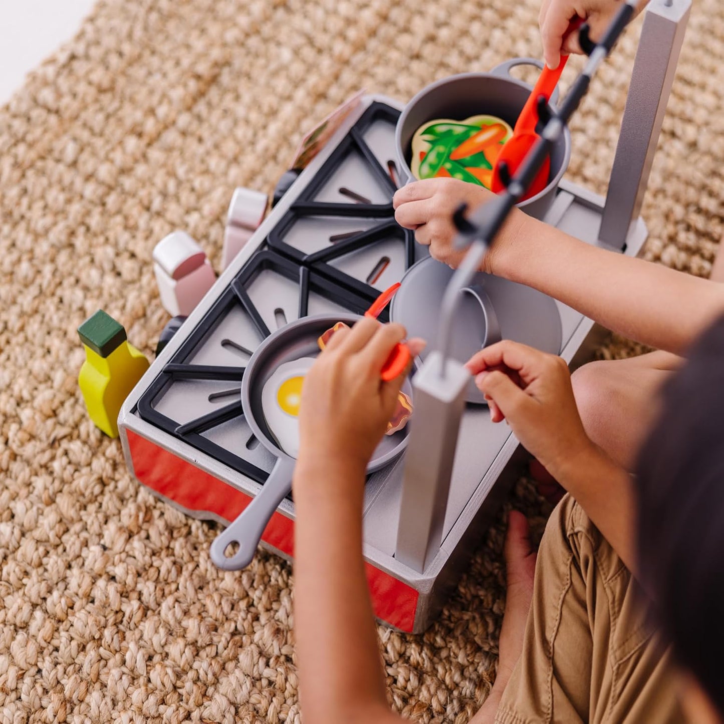 Melissa &amp; Doug Juego de cocina de madera de lujo de 19 piezas c...