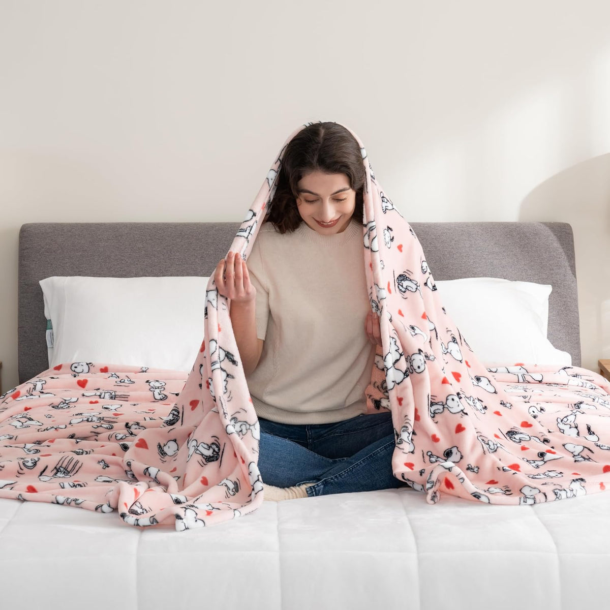 Berkshire Blanket Peanuts® VelvetLoft® Manta de Felpa con Personaje...