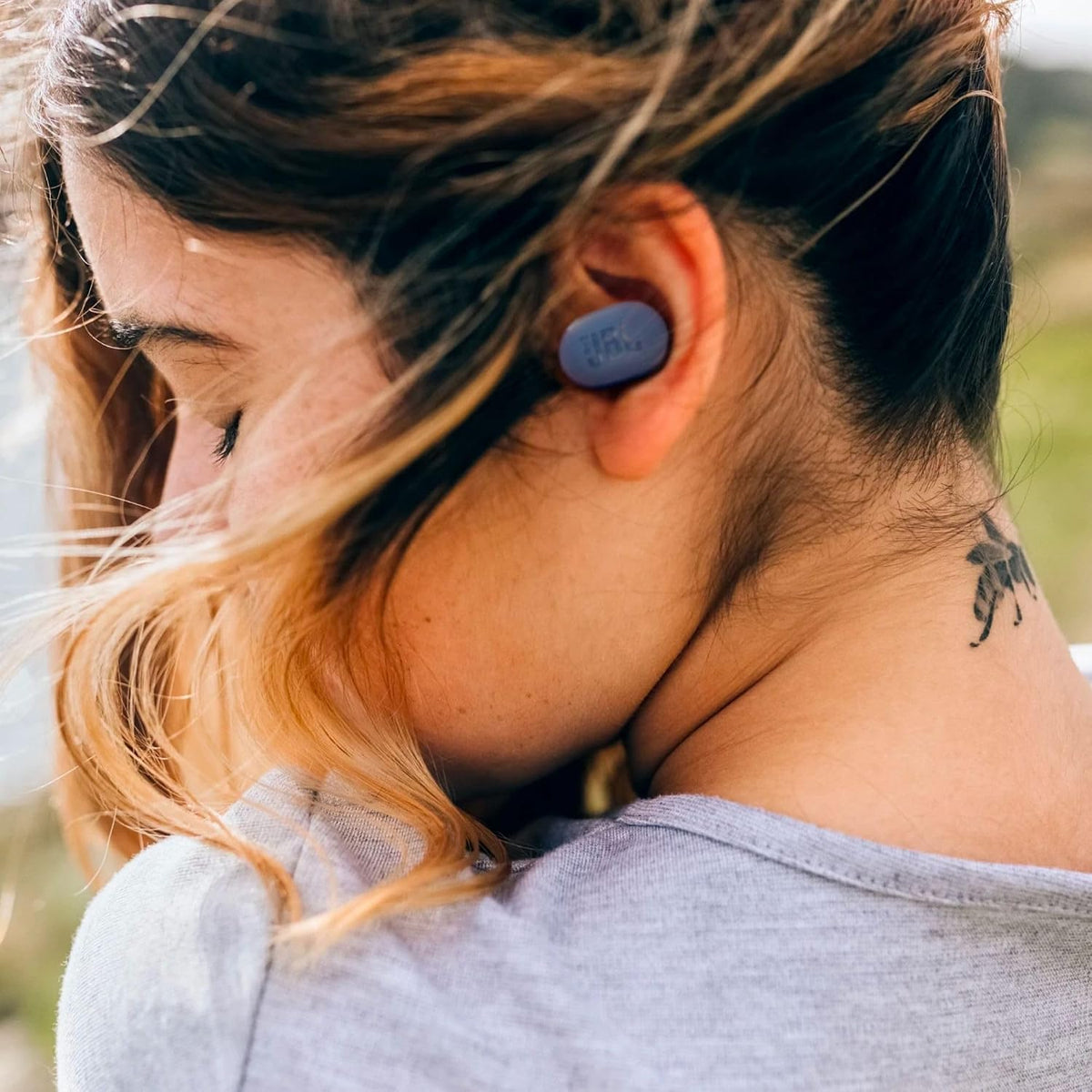 JBL Tune Buds - Auriculares inalámbricos verdaderos con cancelación...