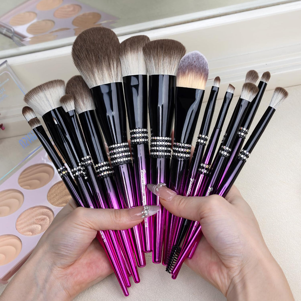 Bueart Design Juego de 16 brochas de maquillaje ultra suaves con so...