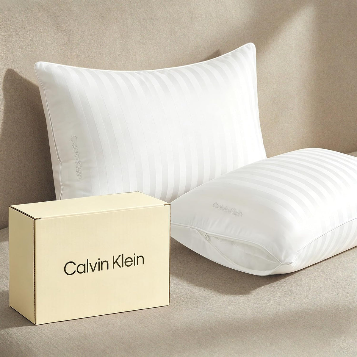 Juego de 2 almohadas de plumón de plumas Calvin Klein tamaño king,...