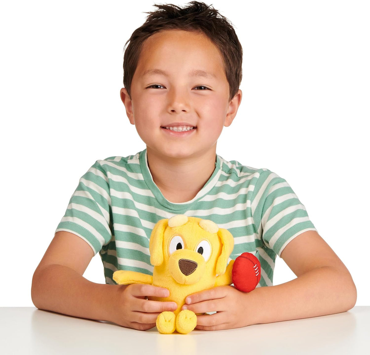 Bluey Friends - Paquete de 3 juguetes de peluche, Lucky, Chloe y Co...