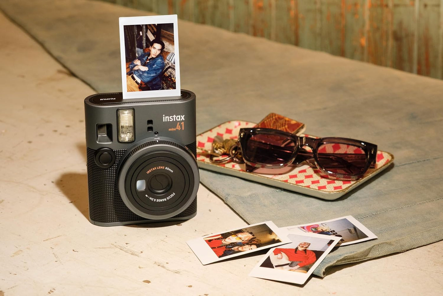 Fujifilm Instax Mini 41 Cámara Instantánea de Película
