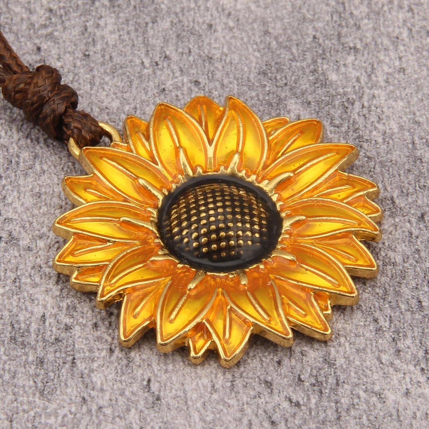 joymiao Collares bohemios para mujer, collar de cordón con colgante...