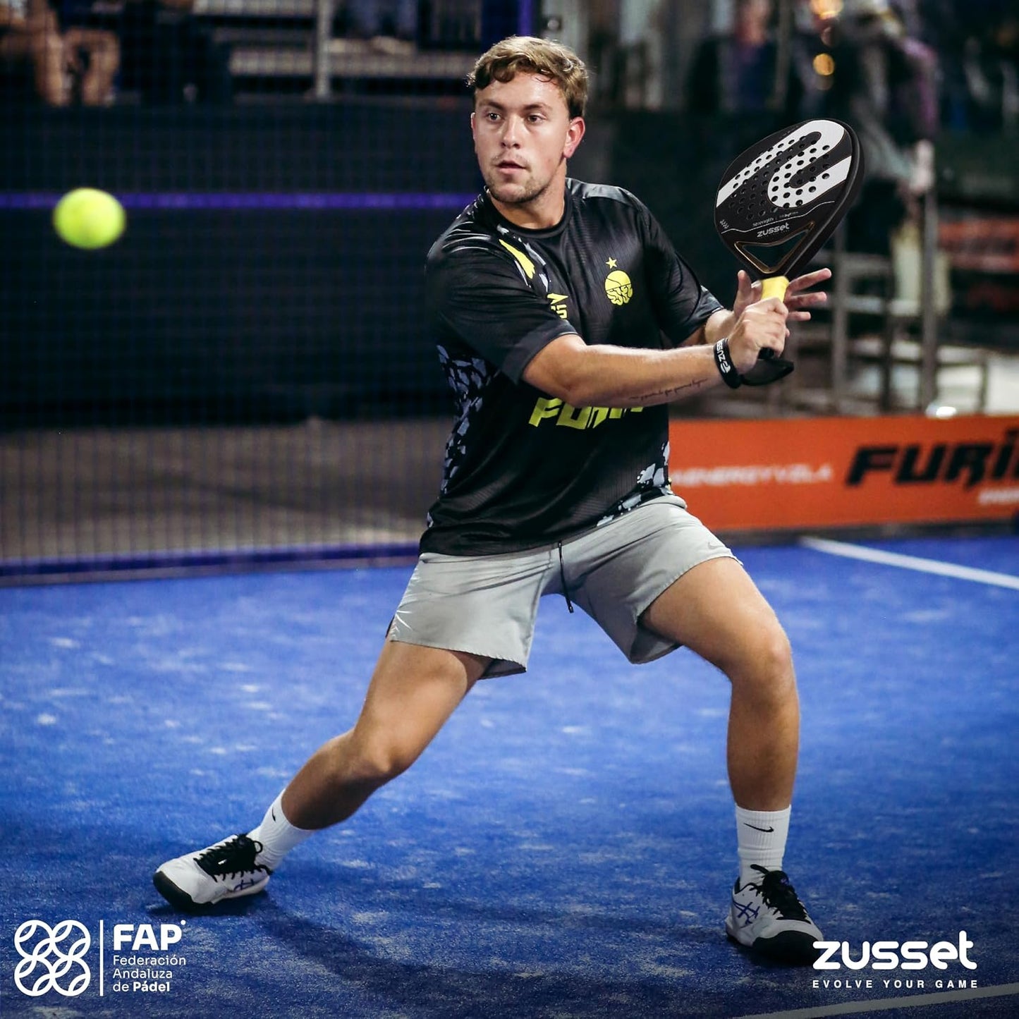 Pala de Padel ZUSSET Strength 2025 | Avanzada Forma Redonda Pala de...