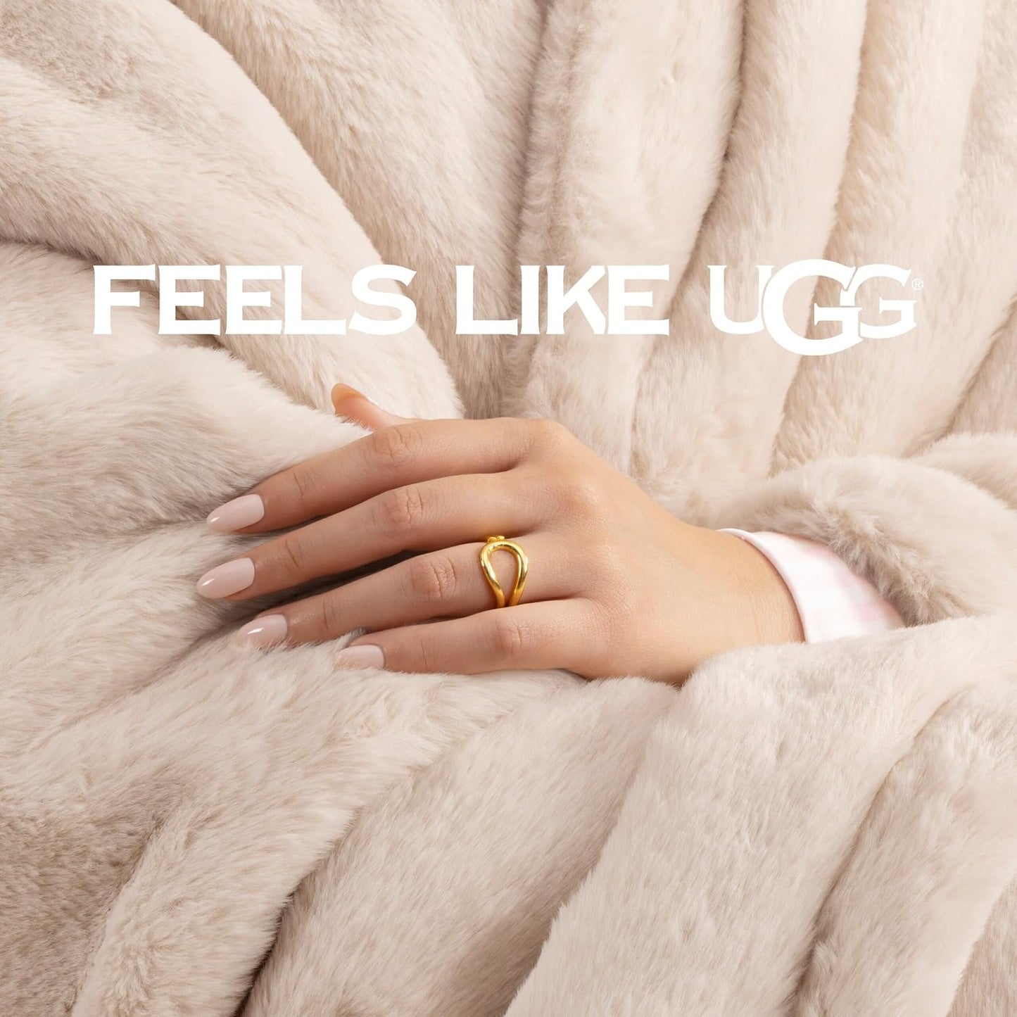 UGG Marcella - Manta para sofá, 50 x 70 pulgadas, color crema (aren...