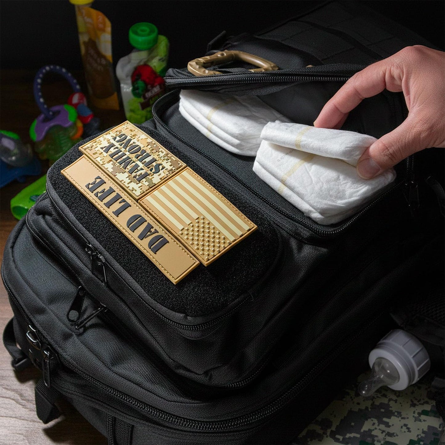 ActiveDoodie Bolsa de pañales para papá para hombre con parches ext...
