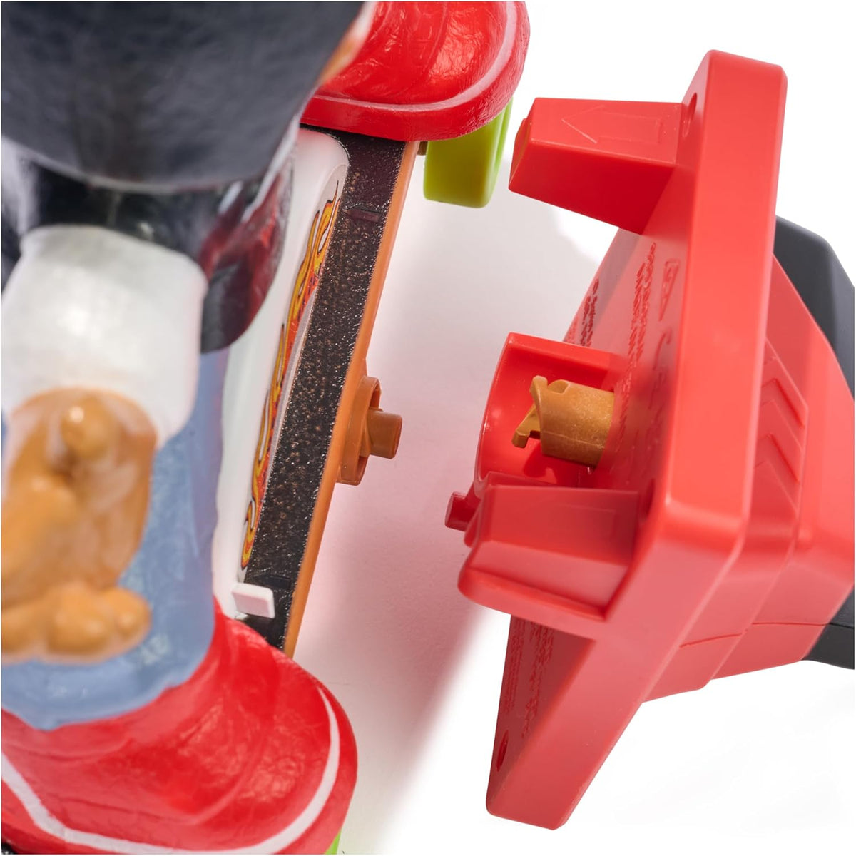 TECH DECK Shred N' Blast - Patineta motorizada para dedos | Per...