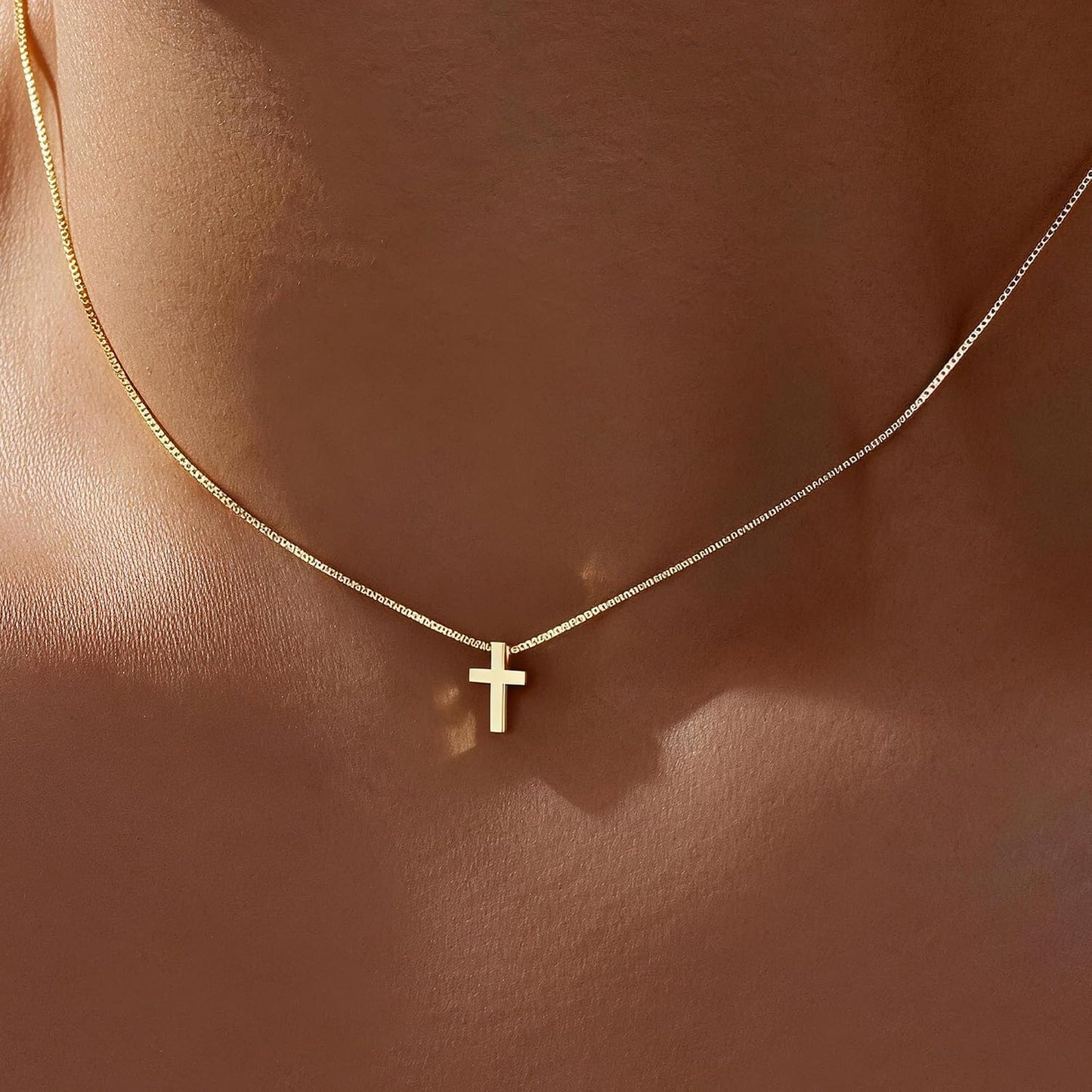 Fesciory Collar de cruz para mujer, chapado en oro de 14 quilates,...