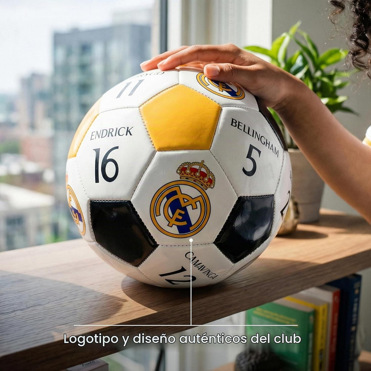 Maccabi Art Bola de fútbol oficial del Real Madrid