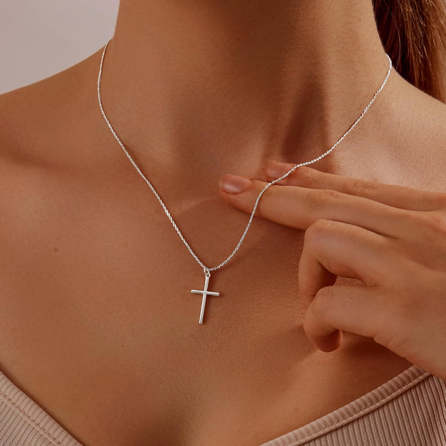 HAXIYA Collar con cruz para mujer, chapado en oro de 14 quilates\/p...